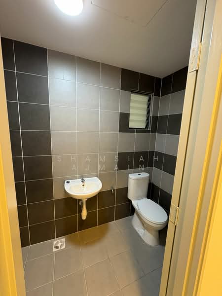 Apartment for Sale at Residensi Mutiara Emas Kajang - SHAMSIAH AJMAIN - Bathroom - PropertyGuru.com.my