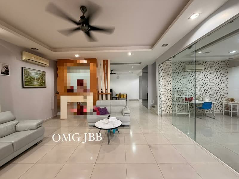 Rumah Berkembar untuk Dijual di Ambang Botanic (Klang) - Daniel Kok - Living Room - PropertyGuru.com.my