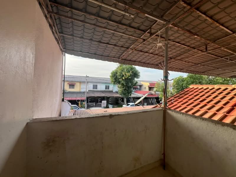 Rumah Teres untuk Disewa di Batu Berendam (Melaka) - Geoffery Wee - Exterior - PropertyGuru.com.my