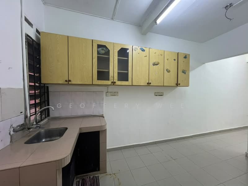 Rumah Teres untuk Disewa di Batu Berendam (Melaka) - Geoffery Wee - Kitchen - PropertyGuru.com.my