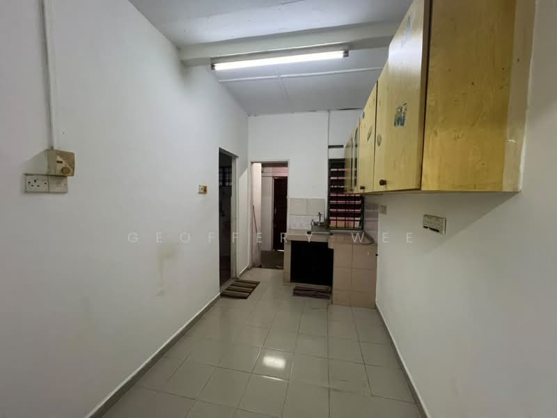 Rumah Teres untuk Disewa di Batu Berendam (Melaka) - Geoffery Wee - Kitchen - PropertyGuru.com.my