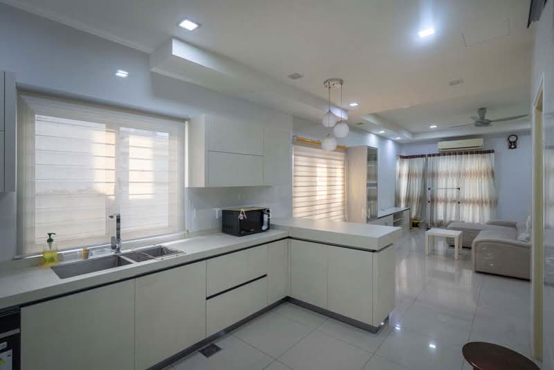 Rumah Berkembar untuk Dijual di Setia Impian (Setia Alam) - Vitas Tan - Kitchen - PropertyGuru.com.my
