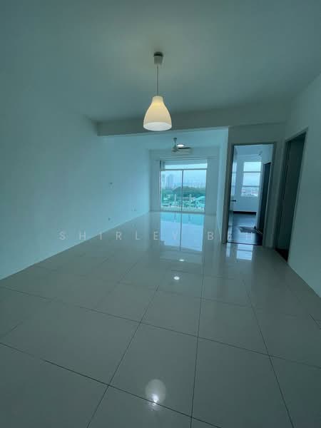 Kondominium untuk Dijual di The Oasis - Shirley Beh - Living Room - PropertyGuru.com.my