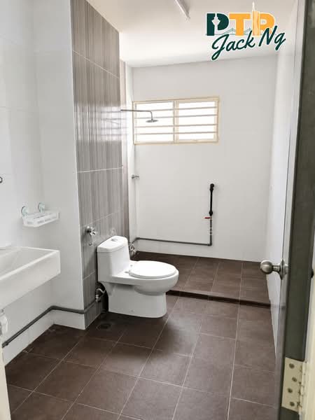 2.5-storey Terraced House for Sale in Taman Pauh Jaya (Perai) - Jack Ng - Bathroom - PropertyGuru.com.my