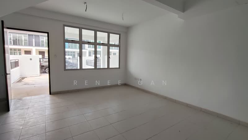 Rumah Teres 2 Tingkat untuk Dijual di Skudai (Johor) - Renee Gan - Entrance - PropertyGuru.com.my