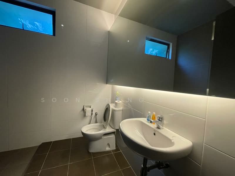 Rumah Berkembar untuk Dijual di Jade Hills (Kajang) - Soon Sheng Law - Bathroom - PropertyGuru.com.my