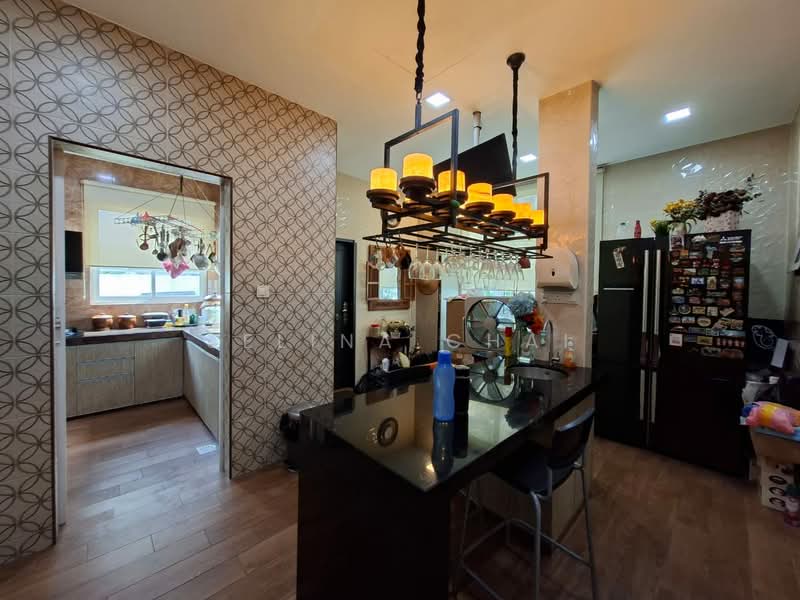 Twin Villa for Sale in Kuala Lumpur (Kuala Lumpur) - Selina Chai - Kitchen - PropertyGuru.com.my