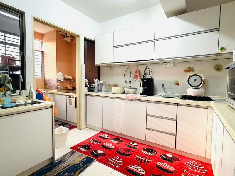 Kondominium untuk Dijual di Putra Villa - Sam Jamal - Kitchen - PropertyGuru.com.my