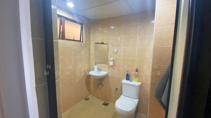 Condominium for Sale at Palm Spring @ Damansara - Noor Hidayah Mohamad Noor - Bathroom - PropertyGuru.com.my