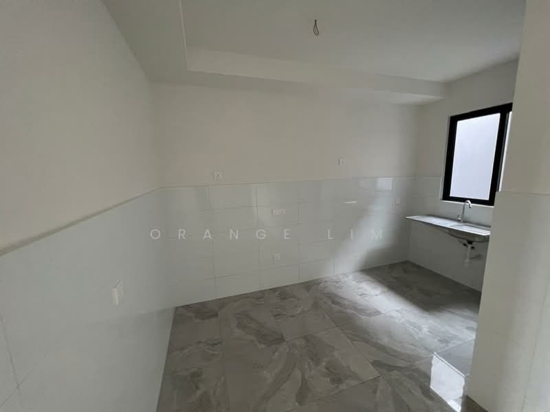 Terraced House for Sale in Taman Melawati (Ulu Kelang) - Orange Lim - Kitchen - PropertyGuru.com.my