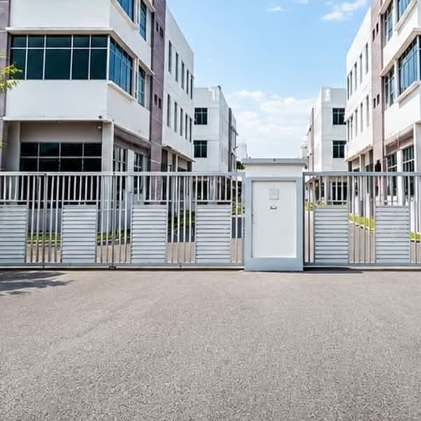 Kilang untuk Dijual di Iskandar Puteri (Nusajaya) (Johor) - Kinki Teow - Exterior - PropertyGuru.com.my
