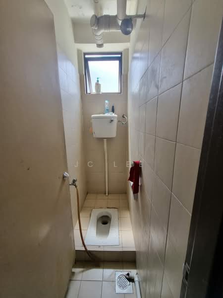 Kedai untuk Dijual di Batu Caves (Selangor) - JC Lee - Bathroom - PropertyGuru.com.my