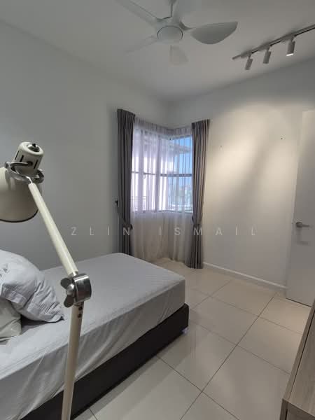 Condominium for Rent at Isle of Kamares - Azlin Ismail - Bedroom - PropertyGuru.com.my