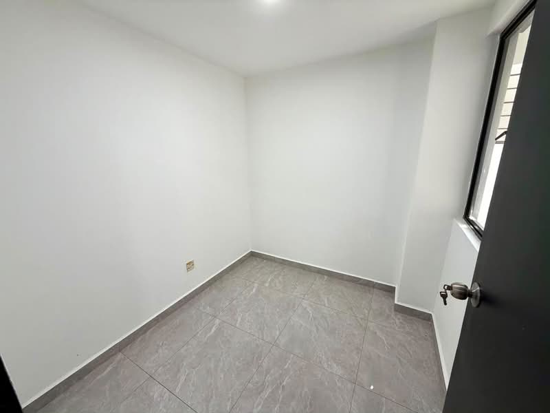 Rumah Teres 2 Tingkat untuk Dijual di Bandar Country Homes (Rawang) - Elwin Mah - Interior - PropertyGuru.com.my