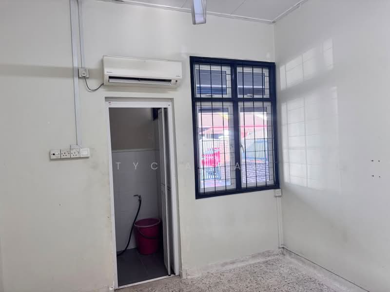 Rumah Teres 1-Tingkat untuk Dijual di Taman Daya (Johor Bahru) - Tycia Law - PropertyGuru.com.my