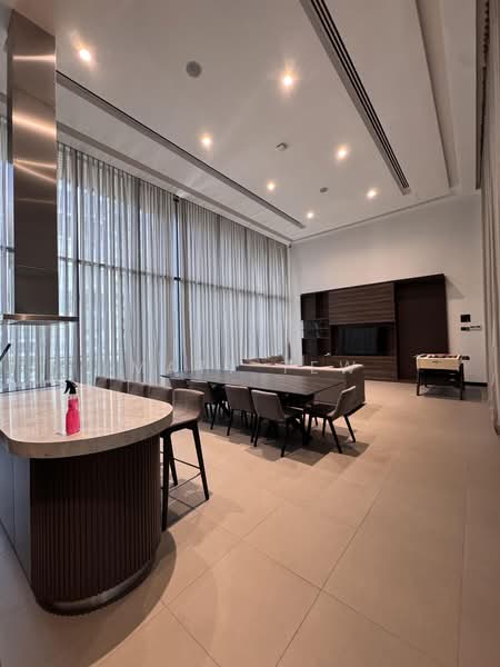 Servis Apartment untuk Disewa di 10 Stonor - Matt Tew - Kitchen - PropertyGuru.com.my