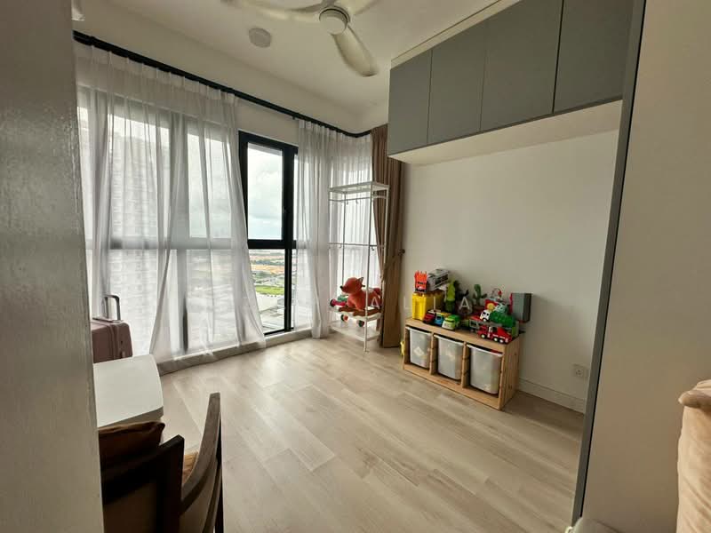 Service Residence for Sale at Setia City Residences - Izzah Alias - Bedroom - PropertyGuru.com.my