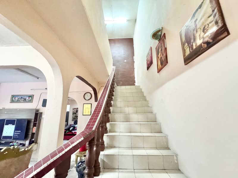 Rumah Teres 2 Tingkat untuk Dijual di Taman Medan (Petaling Jaya) - Nurul Izza - PropertyGuru.com.my