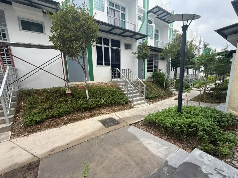 Rumah Teres 2-Tingkat untuk Dijual di Taman Eco Cascadia (Tebrau) - Zack Chow - Exterior - PropertyGuru.com.my