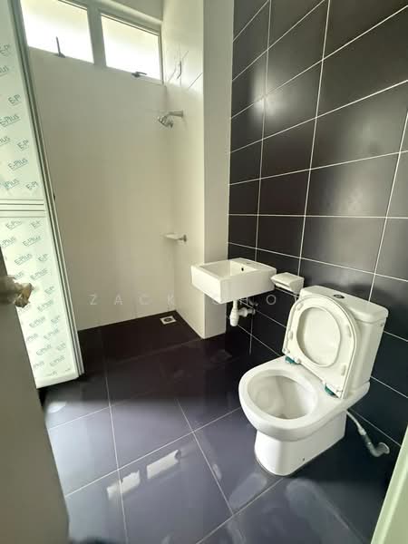 Rumah Teres 2-Tingkat untuk Dijual di Taman Eco Cascadia (Tebrau) - Zack Chow - Bathroom - PropertyGuru.com.my