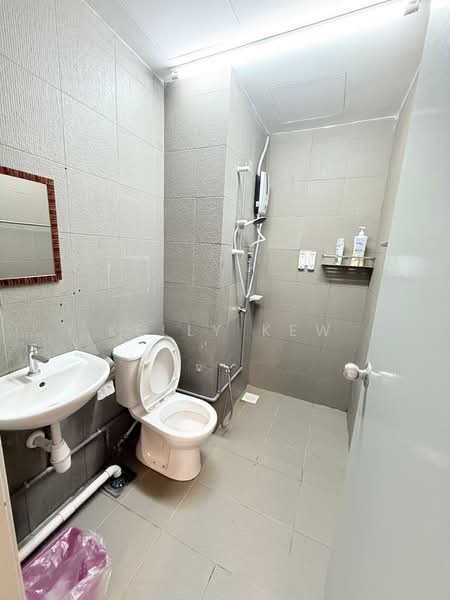 Service Residence for Rent at First Subang (SS 15 Courtyard) - Kelly Kew - Bathroom - PropertyGuru.com.my