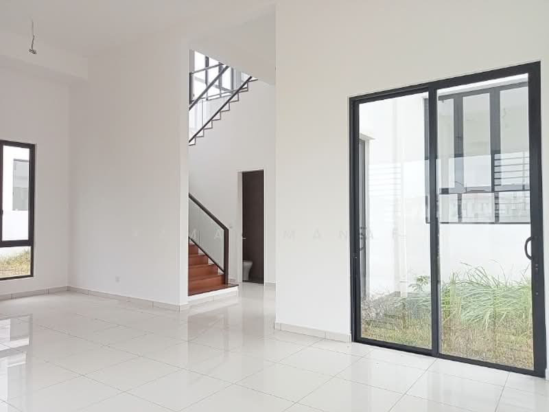 Rumah Banglo untuk Dijual di Alam Sari (Bangi) - Kamal Manaf - Living Room - PropertyGuru.com.my