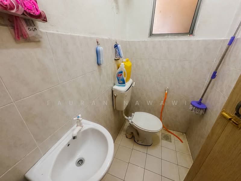 Pangsapuri untuk Dijual di Sri Ria Apartments - Fauran Nawawi - PropertyGuru.com.my
