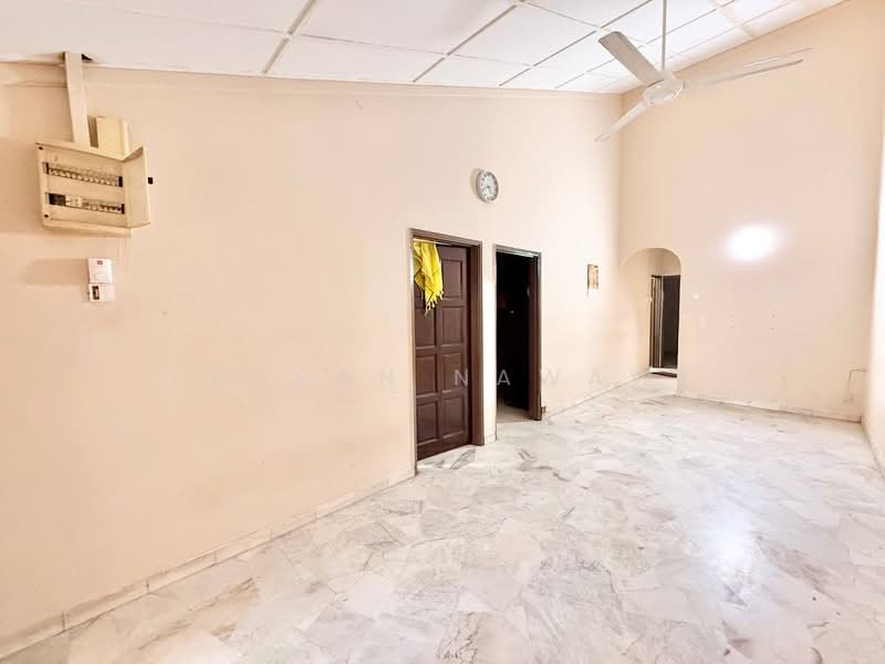 1-storey Terraced House for Sale in Bandar Baru Sungai Buloh (Sungai Buloh) - Fauran Nawawi - PropertyGuru.com.my