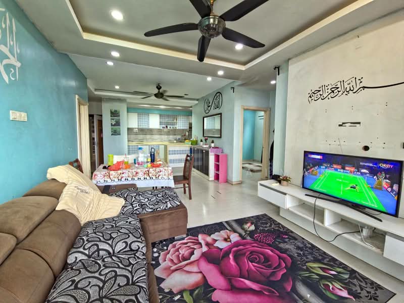 Kondominium untuk Dijual di Astana Lumayan - Yasmin Sulaiman - Living Room - PropertyGuru.com.my