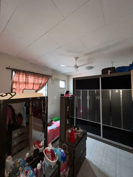 2-storey Terraced House for Sale in Bandar Putra (Kulai) - Zack Chow - Bedroom - PropertyGuru.com.my