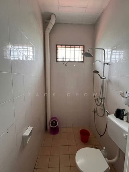 2-storey Terraced House for Sale in Bandar Putra (Kulai) - Zack Chow - Bathroom - PropertyGuru.com.my
