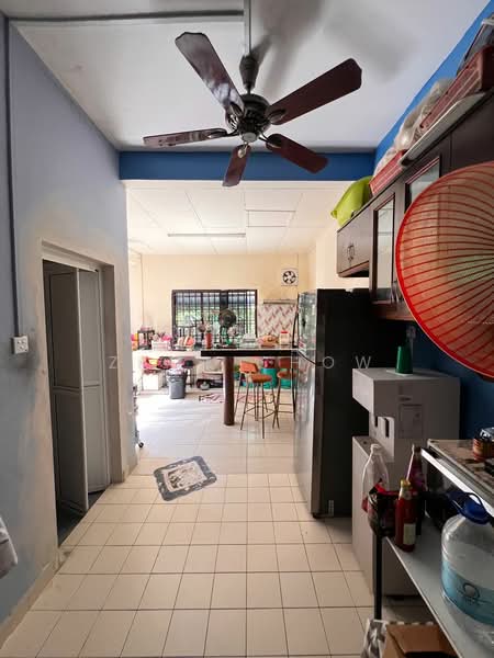 2-storey Terraced House for Sale in Bandar Putra (Kulai) - Zack Chow - Kitchen - PropertyGuru.com.my