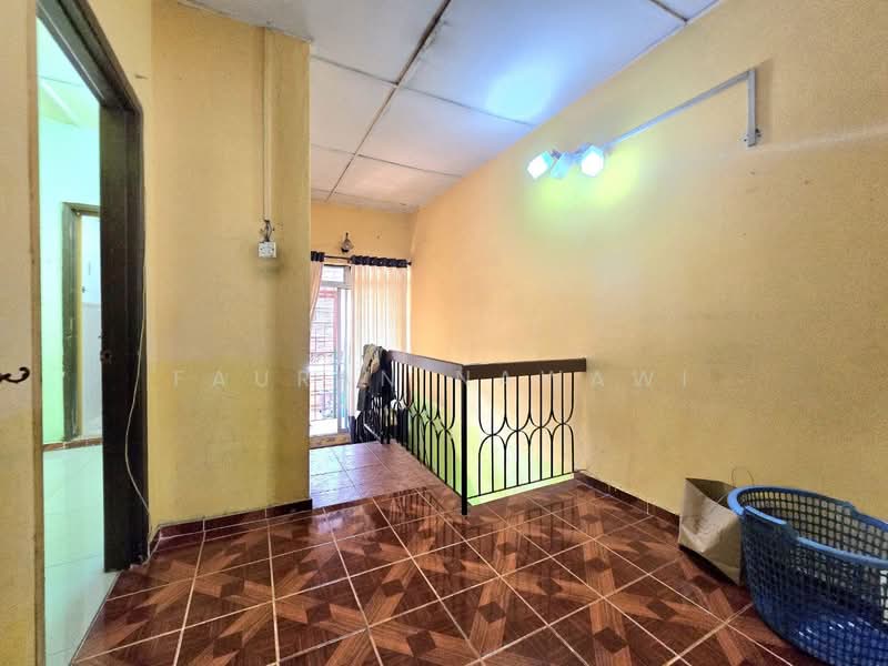 2-storey Terraced House for Sale in Taman Putra (Ampang) - Fauran Nawawi - PropertyGuru.com.my