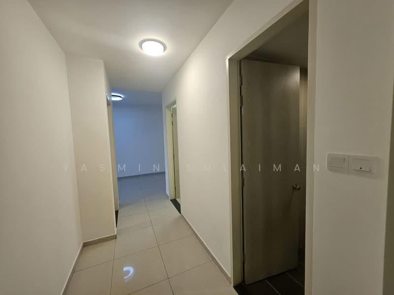 Condominium for Rent at Legasi Kampung Bharu - Yasmin Sulaiman - Corridor - PropertyGuru.com.my