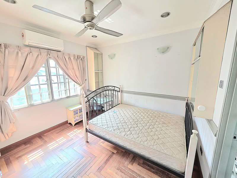 Rumah Berkembar untuk Dijual di Seksyen 9 (Shah Alam) - Syafiq Sharifudin - PropertyGuru.com.my