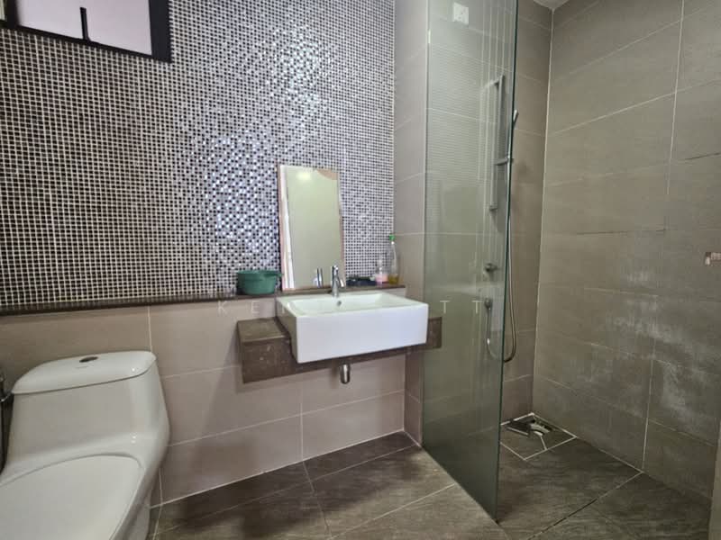 Service Residence for Rent at Nova Saujana - Kent Fatt - Bathroom - PropertyGuru.com.my