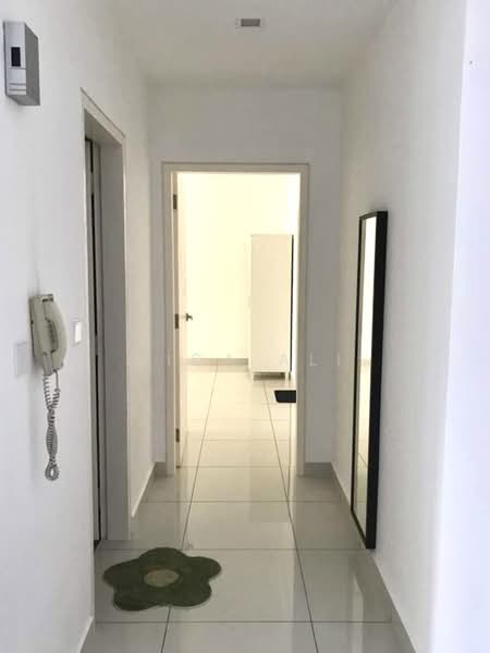 Kondominium untuk Disewa di Mirage By The Lake - Aida Ali - Corridor - PropertyGuru.com.my