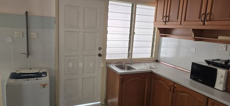 Terraced House for Rent in Usj 12 (Subang Jaya) - Bryant Be - Kitchen - PropertyGuru.com.my