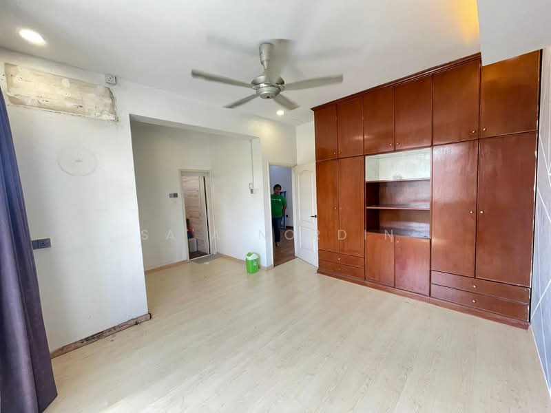 2-storey Terraced House for Sale in TTDI Jaya (Shah Alam) - Sa'a Nordin - Bedroom - PropertyGuru.com.my
