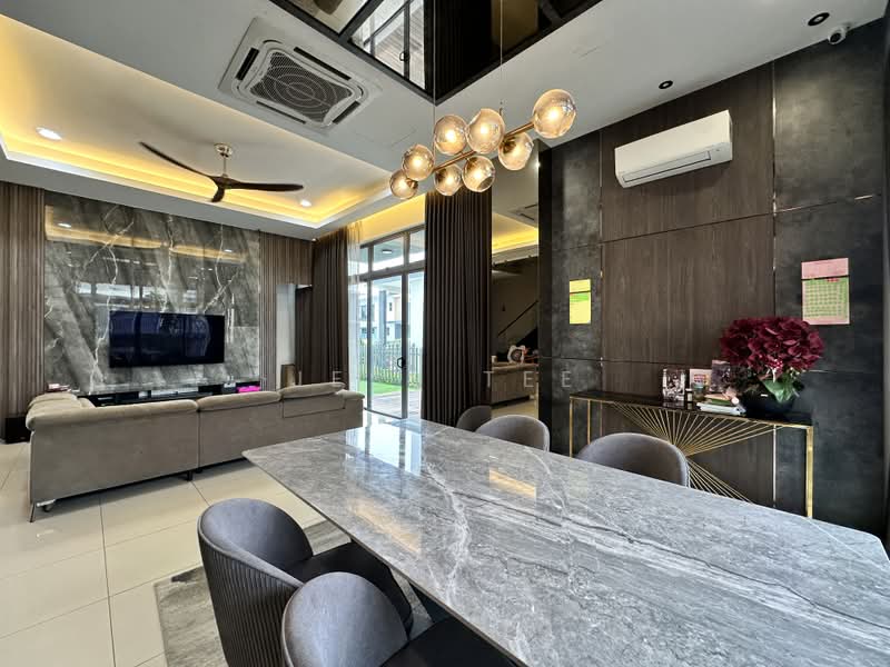 Semi-Detached House for Sale in Setia Alam (Selangor) - Jess Tee - Living Room - PropertyGuru.com.my