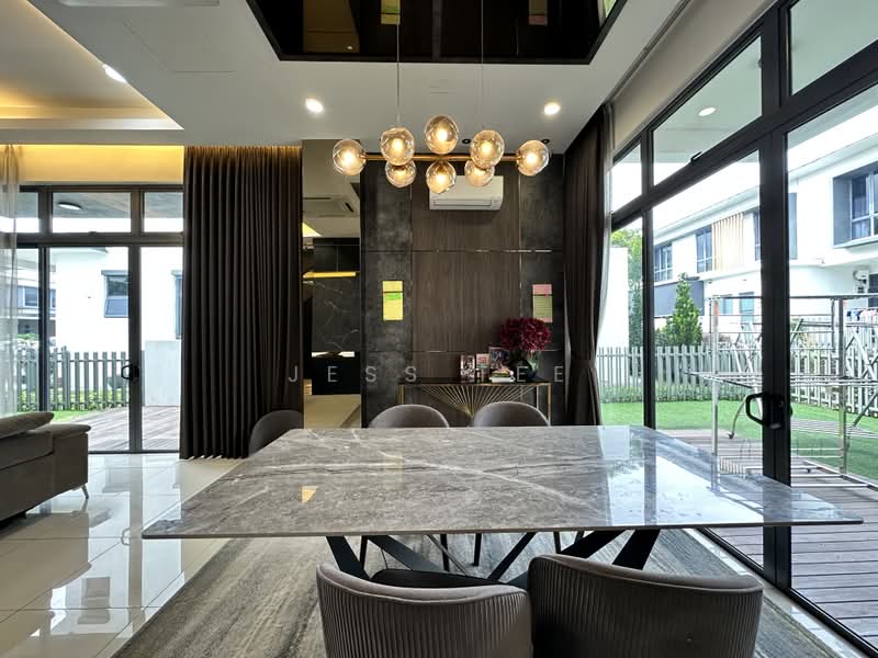 Semi-Detached House for Sale in Setia Alam (Selangor) - Jess Tee - Dining Room - PropertyGuru.com.my