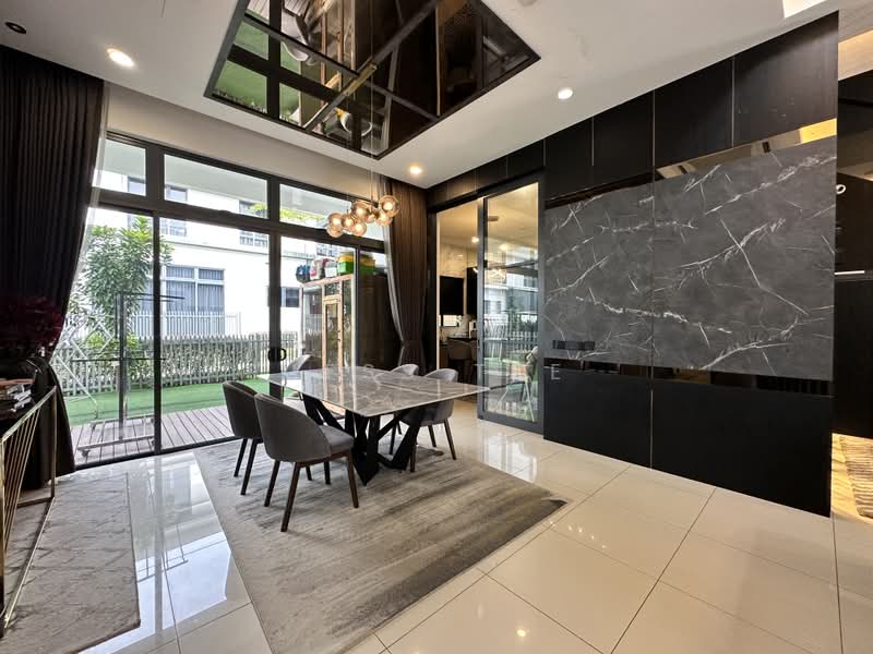 Semi-Detached House for Sale in Setia Alam (Selangor) - Jess Tee - Dining Room - PropertyGuru.com.my