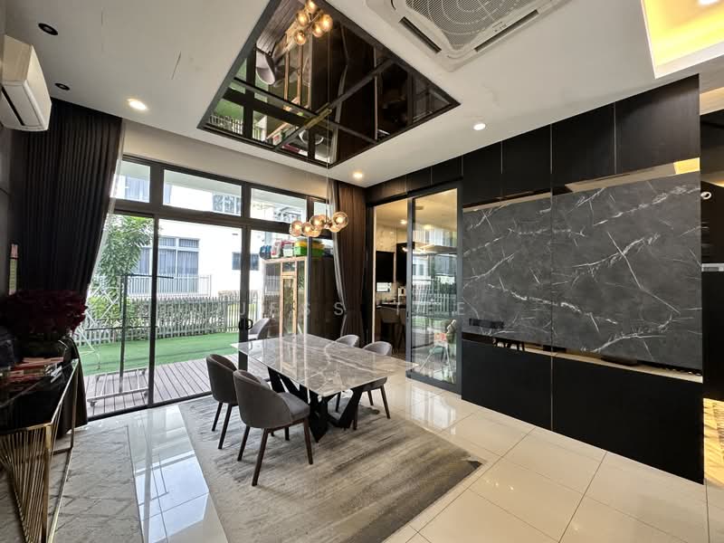 Semi-Detached House for Sale in Setia Alam (Selangor) - Jess Tee - Dining Room - PropertyGuru.com.my