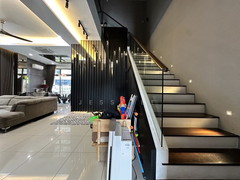 Semi-Detached House for Sale in Setia Alam (Selangor) - Jess Tee - Living Room - PropertyGuru.com.my