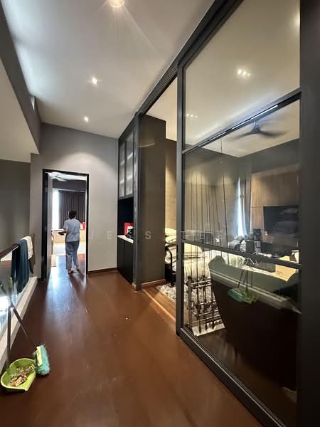 Semi-Detached House for Sale in Setia Alam (Selangor) - Jess Tee - Corridor - PropertyGuru.com.my