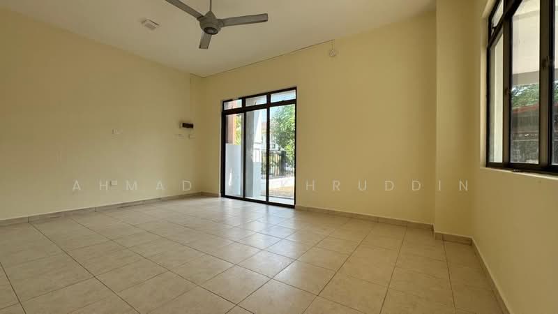 Semi-Detached House for Sale in Kluang (Johor) - Ahmad Fakhruddin - PropertyGuru.com.my