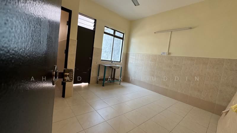 Semi-Detached House for Sale in Kluang (Johor) - Ahmad Fakhruddin - PropertyGuru.com.my
