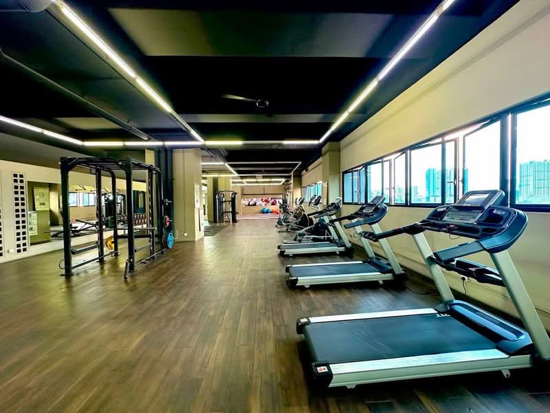 Service Residence for Sale at D'sands Residence - JX Chong - Gym - PropertyGuru.com.my