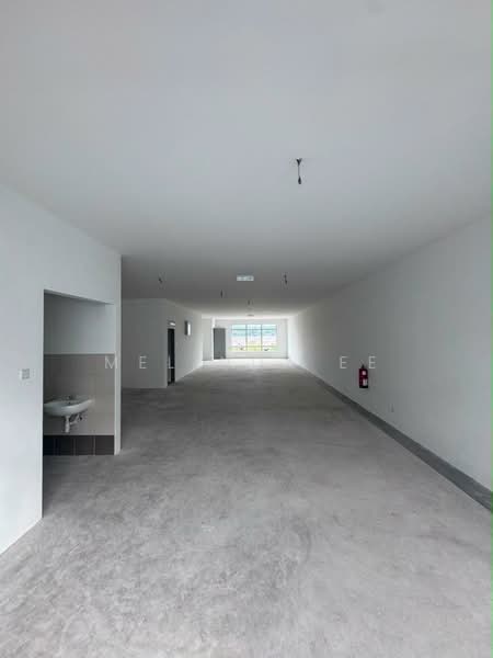 Kedai untuk Disewa di Bandar Putra (Kulai) - Melinda Ee - Interior - PropertyGuru.com.my