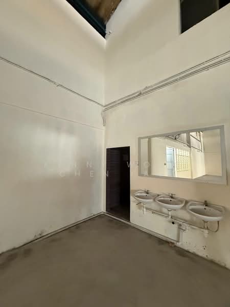 Factory for Rent in Taman Johor (Tampoi) - Kenny Wong Chen Yao - Interior - PropertyGuru.com.my
